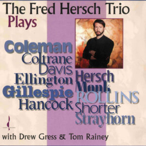 PLAYS (CD)