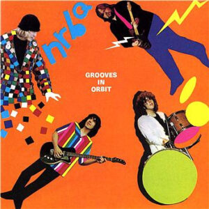 GROOVES IN ORBIT (CD)