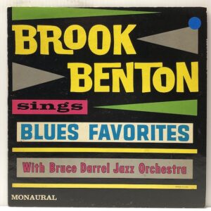 Sings Blues Favorites